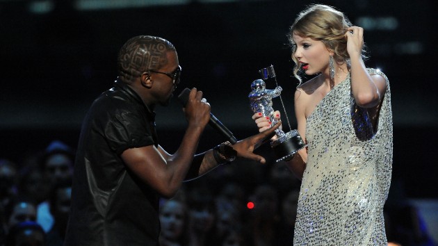 getty_taylorandkanyevma_091222