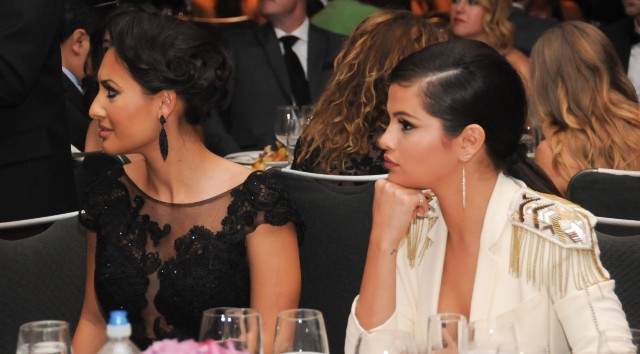 getty_selenaandfrancia_110722