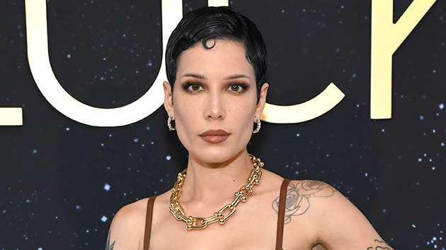 getty_halsey_112222