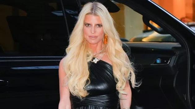 getty_jessicasimpson_070623684425