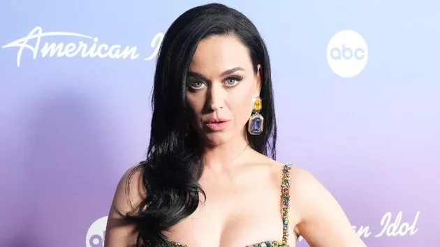 m_katyperrycrop_083023288660