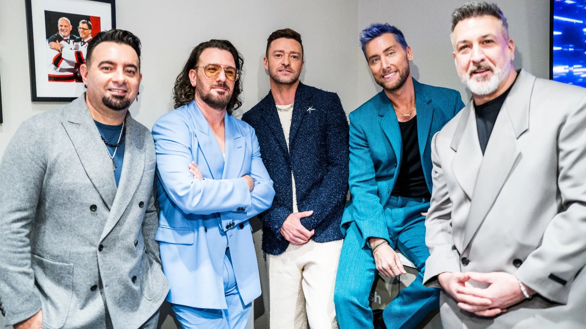 getty_nsyncbackstagevmas_100323415874