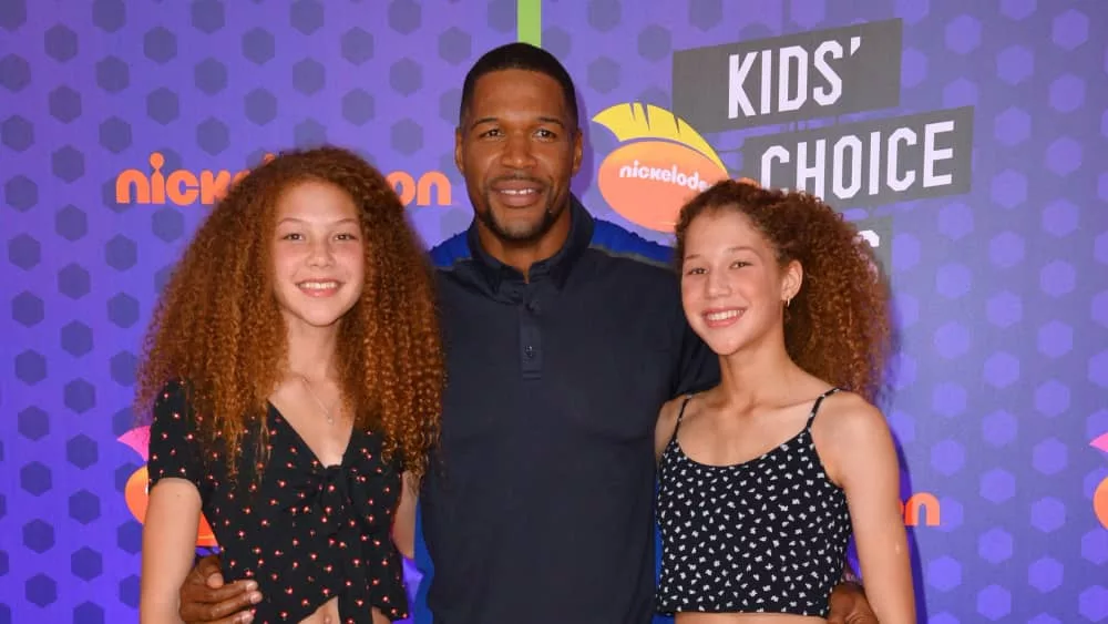 Michael Strahan^ Sophia Strahan & Isabella Strahan at the Nickelodeon Kids' Choice Sports Awards 2018 at Barker Hangar