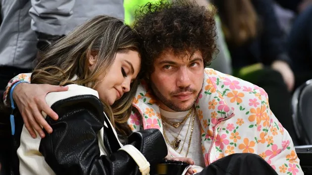 getty_selenaandbenny_020524367031