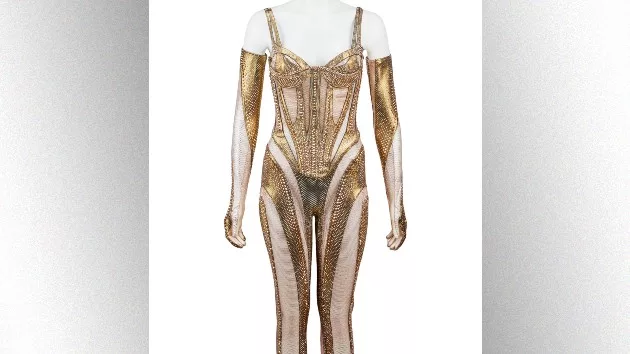 m_dualipacatsuit_020524305279