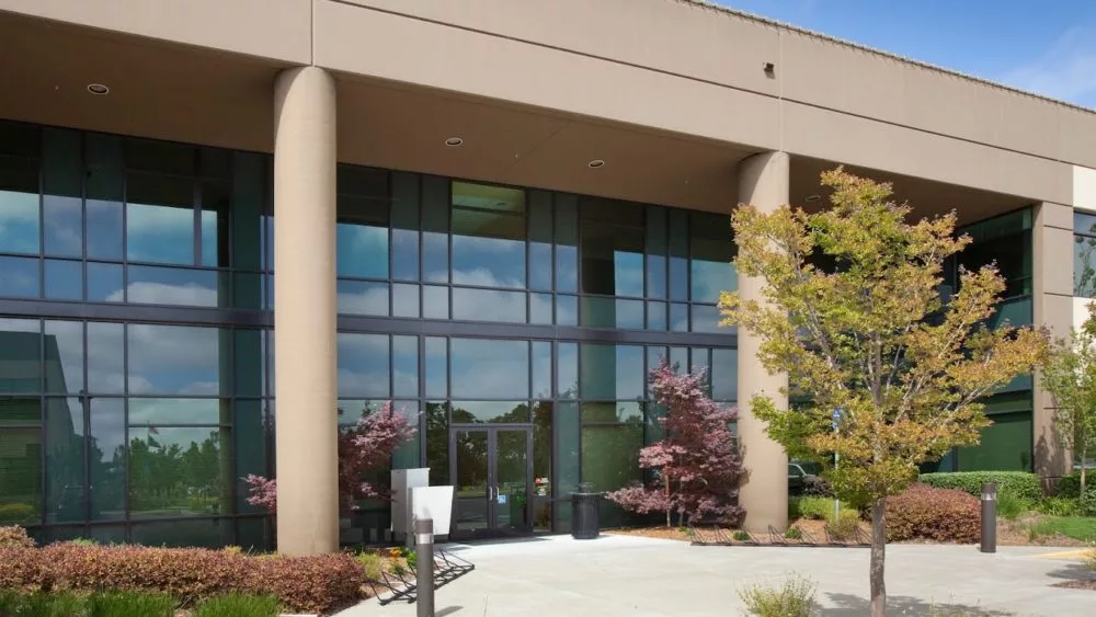 bldg-ext-1000x563920963-1