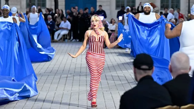getty_sabrinacarpentervogue_062424283040