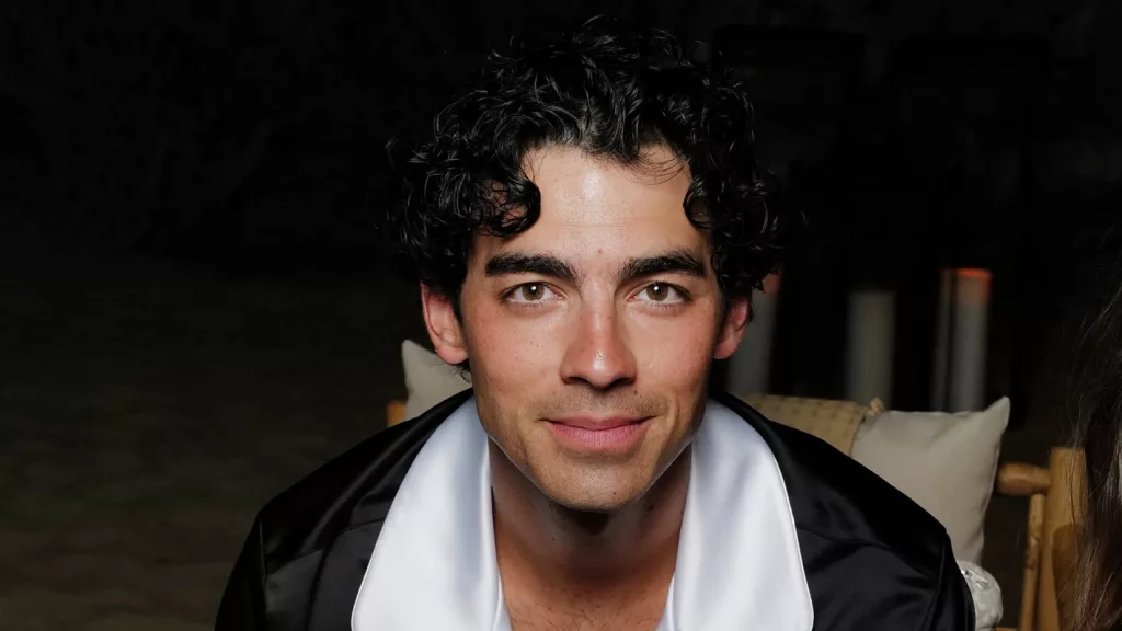 getty_joejonas_100324292829