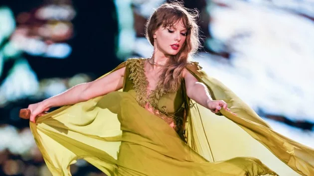 getty_taylorswiftdiaphanous_100424136360