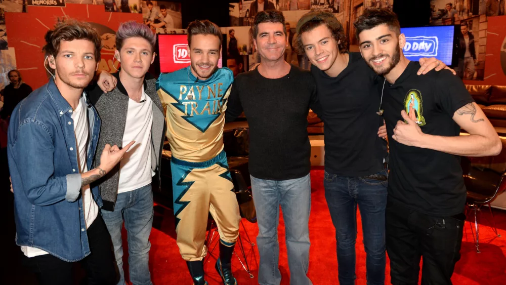 getty_simoncowellonedirection_101824177613