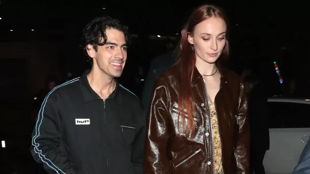 getty_joejonasandsophie_103024669498