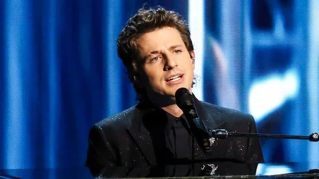 getty_charlie20puth20at20emmys_031125417128