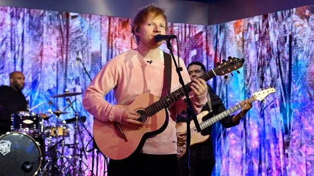 m_edsheeransingsongma_060523956566