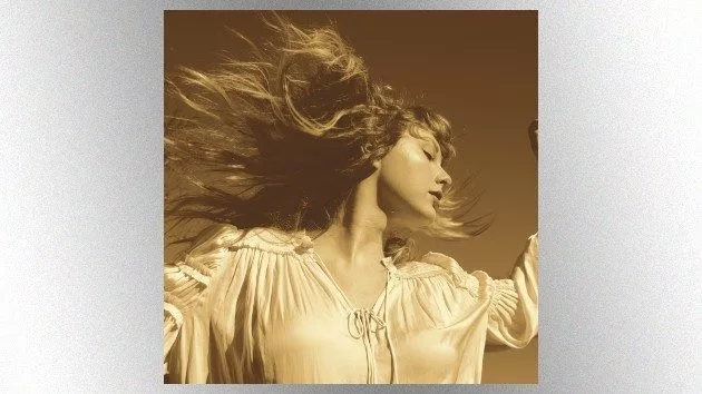 m_taylorswiftfearlessnew_021121743073