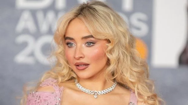 getty_sabrinacarpenterbritawards_042225291993