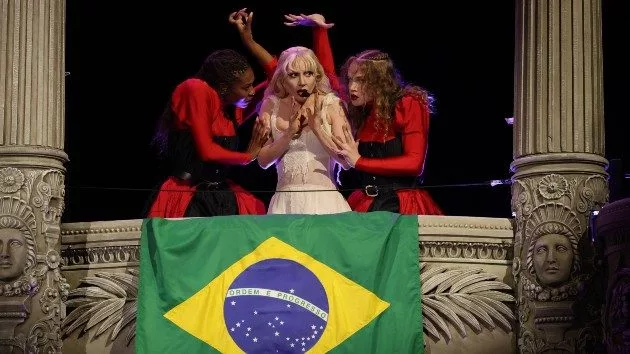 getty_ladygagabrazil_050425462986