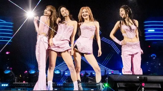 getty_blackpink20coachella_080625757453