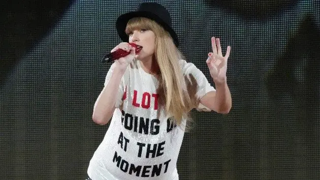 getty_taylorswiftatlevisstadium_08182520418