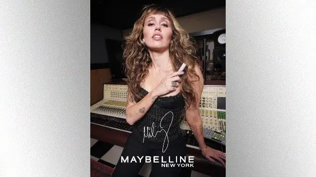 m_mileycyrusmaybelline_092425992400