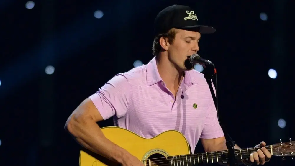 Parker McCollum performs in Hollywood^ Florida on November 14^ 2024 as part of Audacy’s Stars and Strings benefit concert.