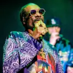 Snoop Dogg’s “Holiday Halftime Party” on Netflix’s NFL Game Day features Lainey Wilson, HUNTR/X, and Andrea Bocelli