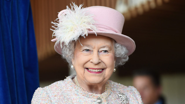 getty_42122_queenelizabeth