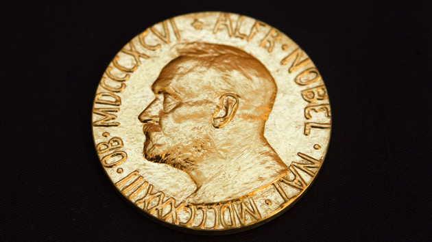 getty_100722_nobelmedal