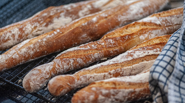 gettyrf_010522_baguettes