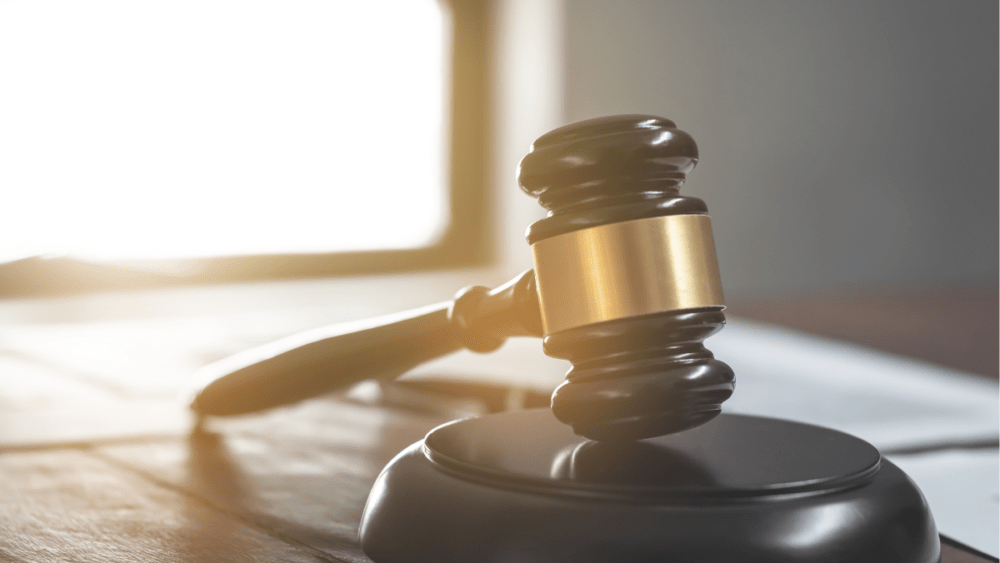 lawsuit-gavel