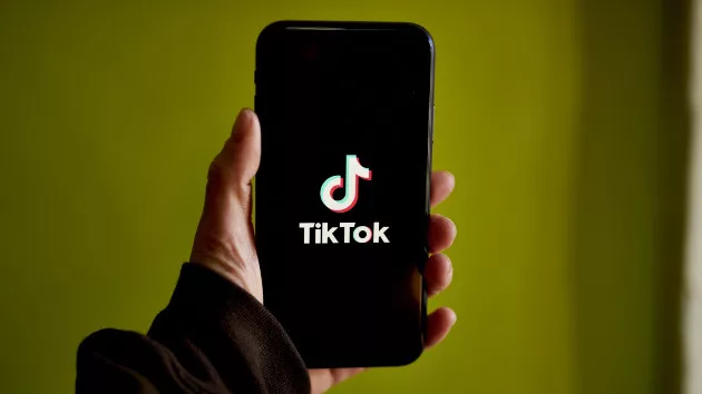 tiktok-senate-1-gty-jm-240320_1710966515654_hpmain845233