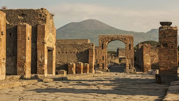 Pompeii excavation unveils rare 'blue room' believed to be an ancient ...