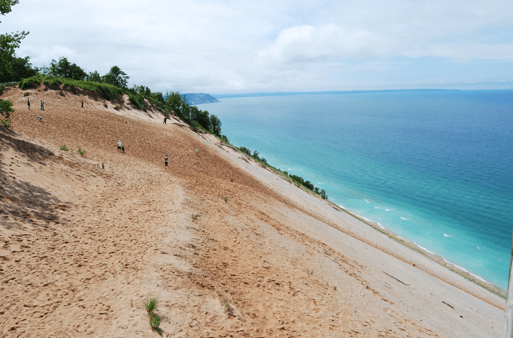 sleeping-bear-dunes