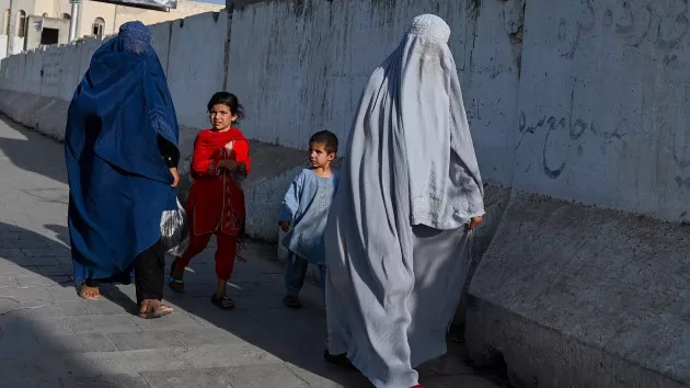 afghanistan-women_1724996692973_hpmain925728