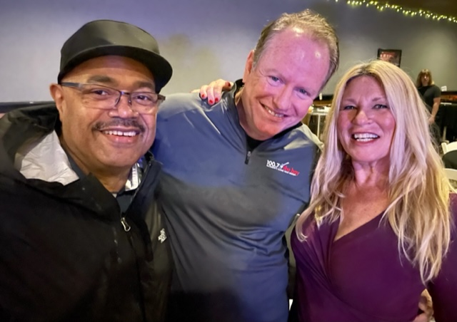 Musicians United and Fallston Barrel House present UKRAINE AID – 100.7 The  Bay