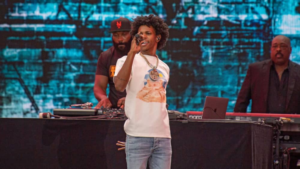 shutterstock_2029189415-2