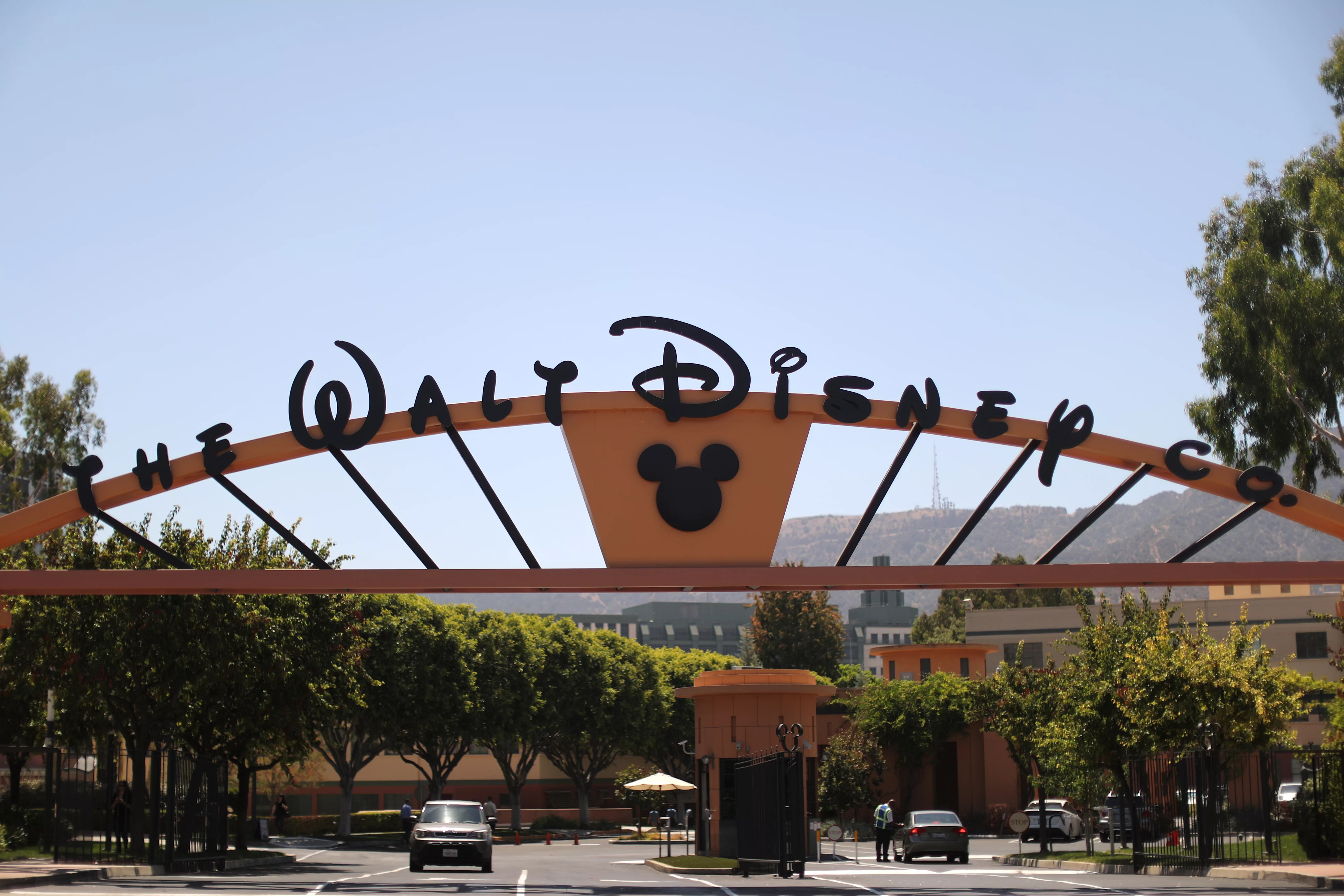 2018-08-06t000000z_1731299710_rc1e71f1e130_rtrmadp_3_walt-disney-results-jpg