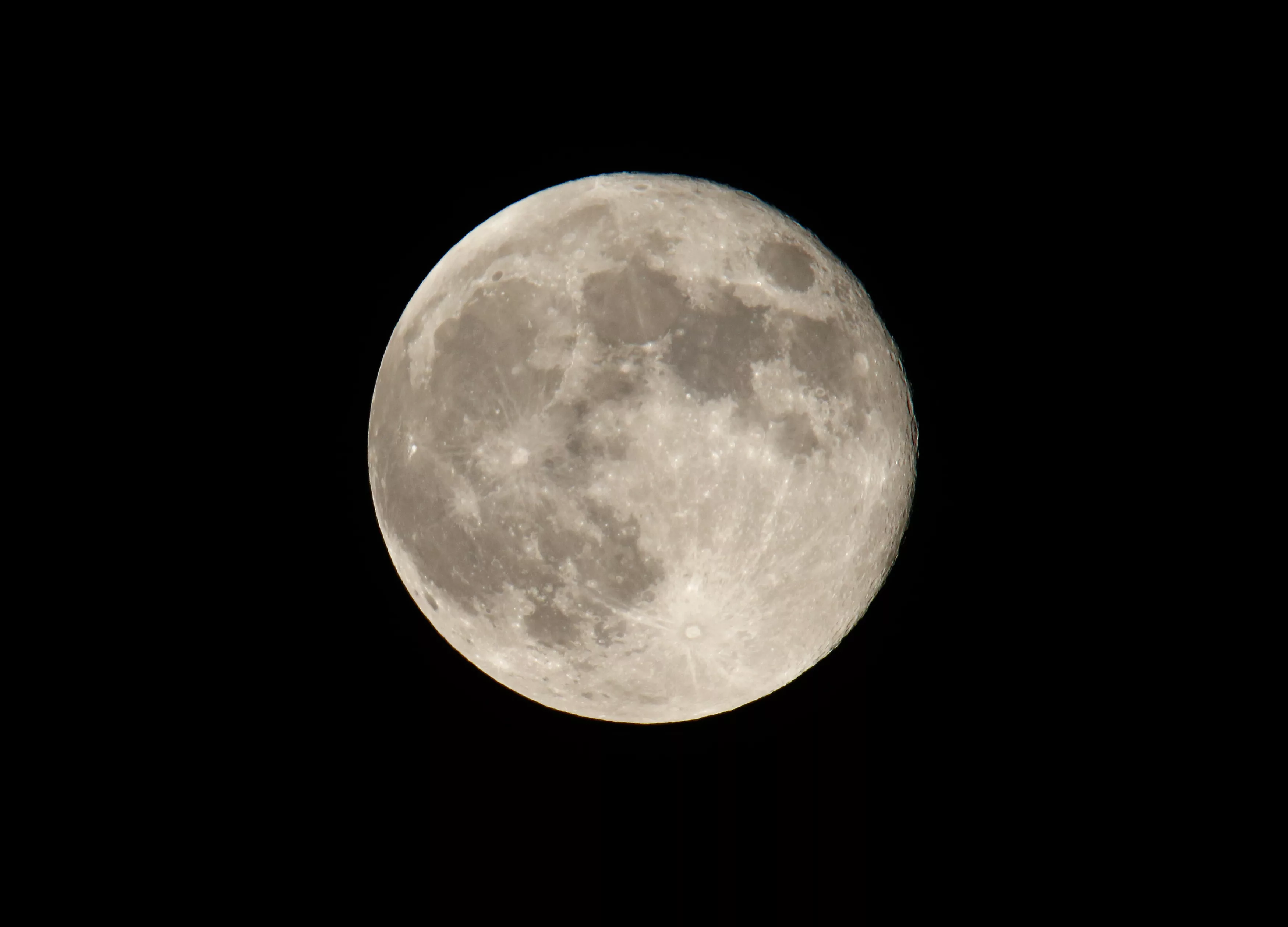 2014-09-09t120000z_330109635_gm1ea9a0hjq01_rtrmadp_3_malta-space-moon-jpg