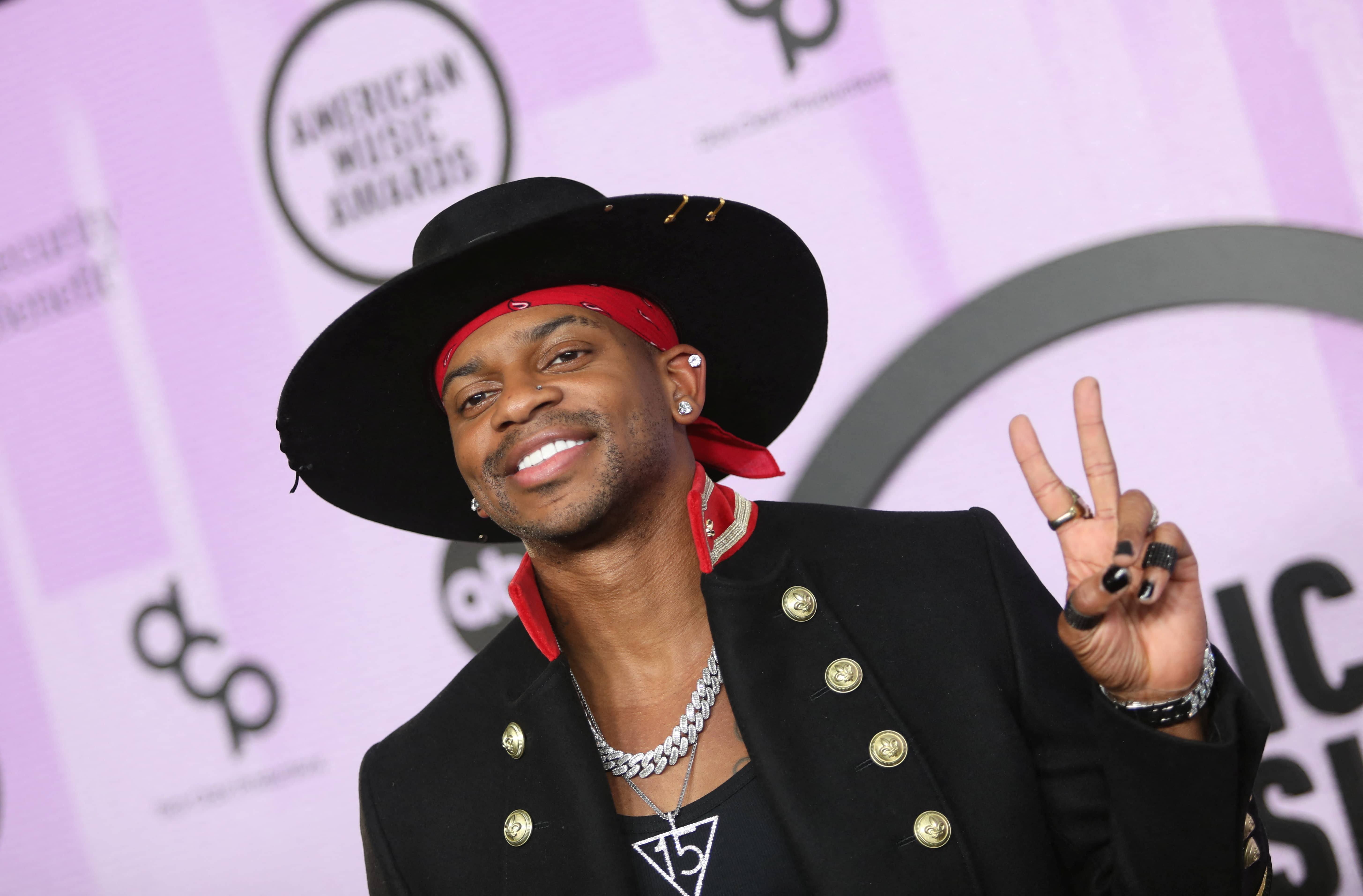 2022-american-music-awards-at-the-microsoft-theater-in-los-angeles