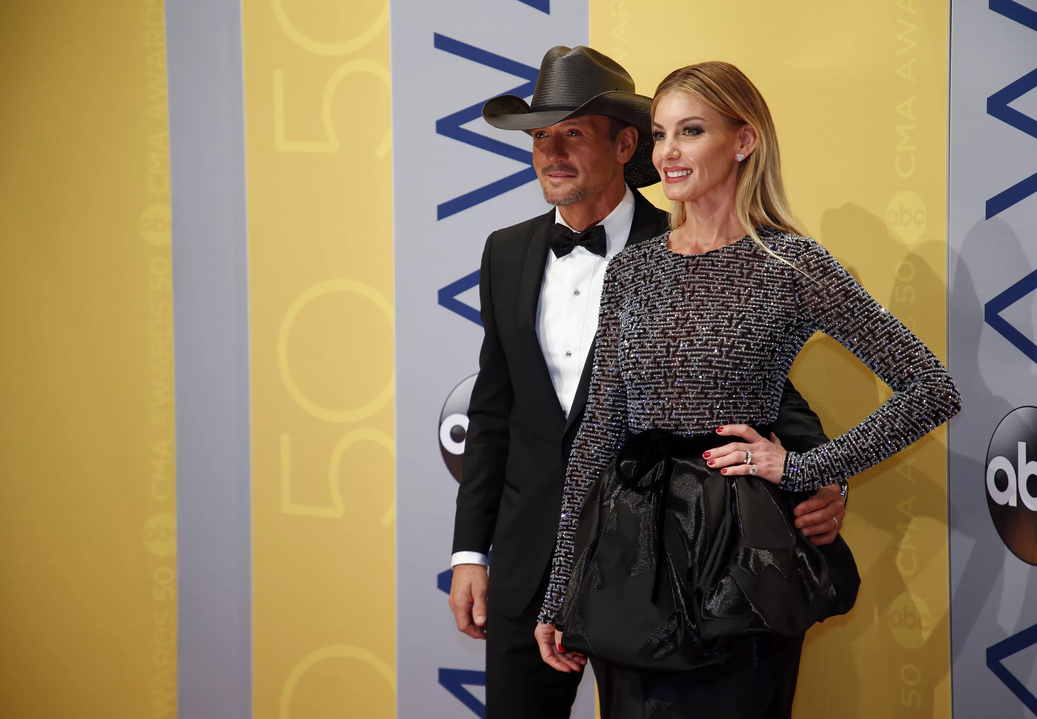 tim-mcgraw-and-faith-hill-arrive-at-the-50th-annual-country-music-association-awards-in-nashville
