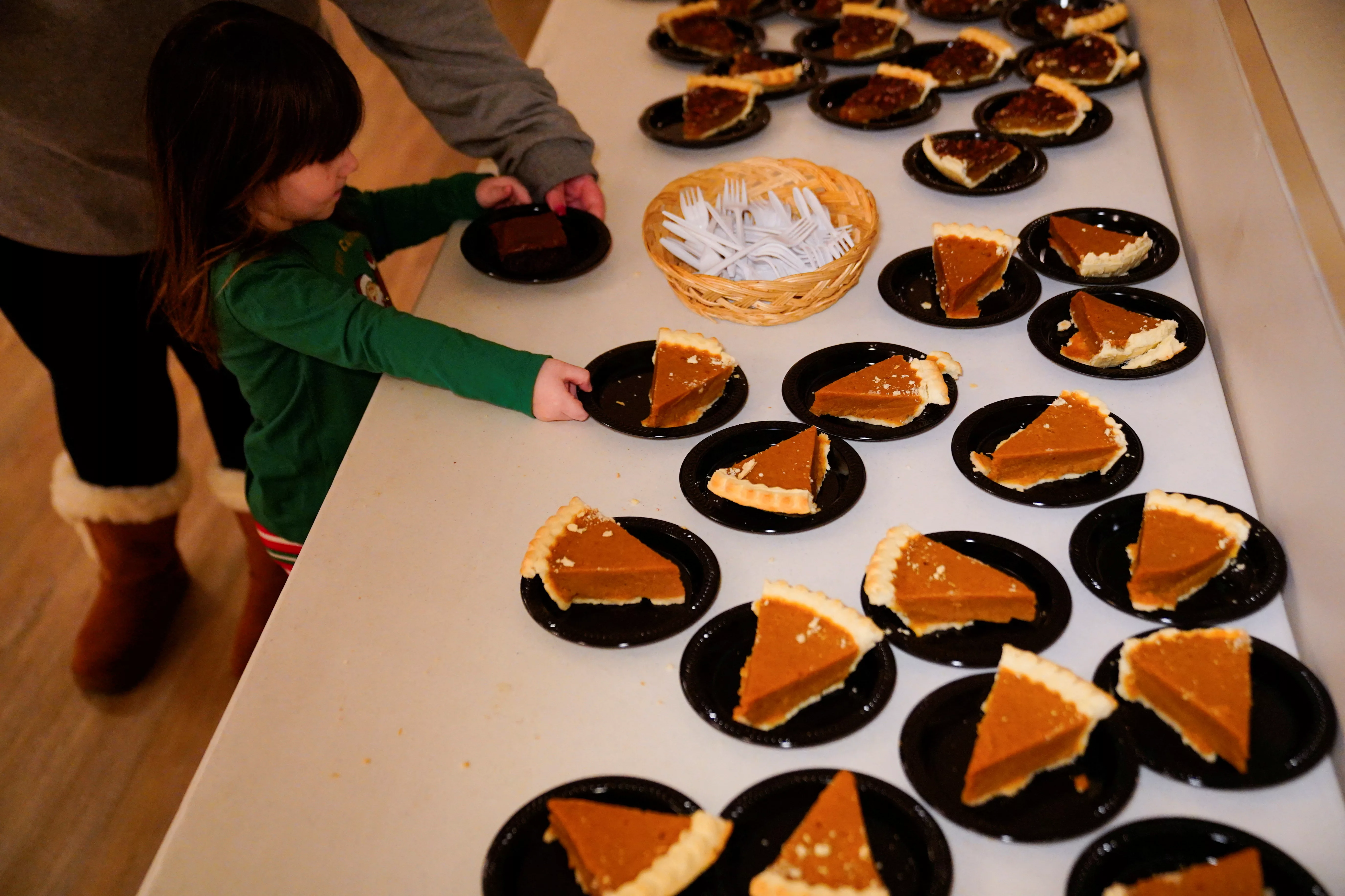 dinner-with-santa-event-in-santa-claus-indiana