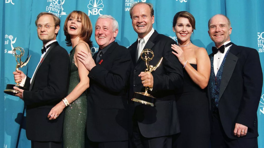 cast-of-frasier-poses-with-emmy-awards
