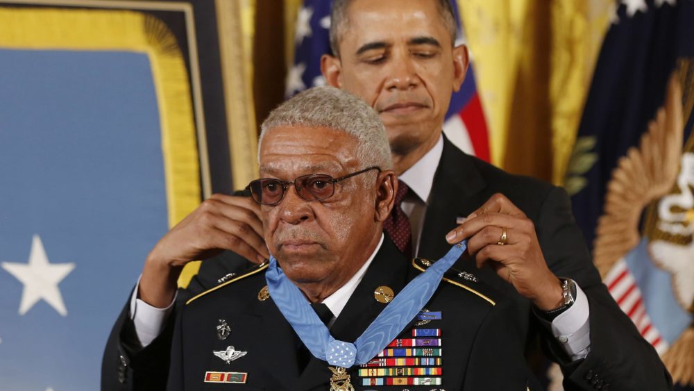 u-s-president-barack-obama-presents-the-medal-of-honor-to-army-staff-sergeant-melvin-morris-for-heroic-action-in-combat-during-the-vietnam-war-while-at-the-white-house-in-washington