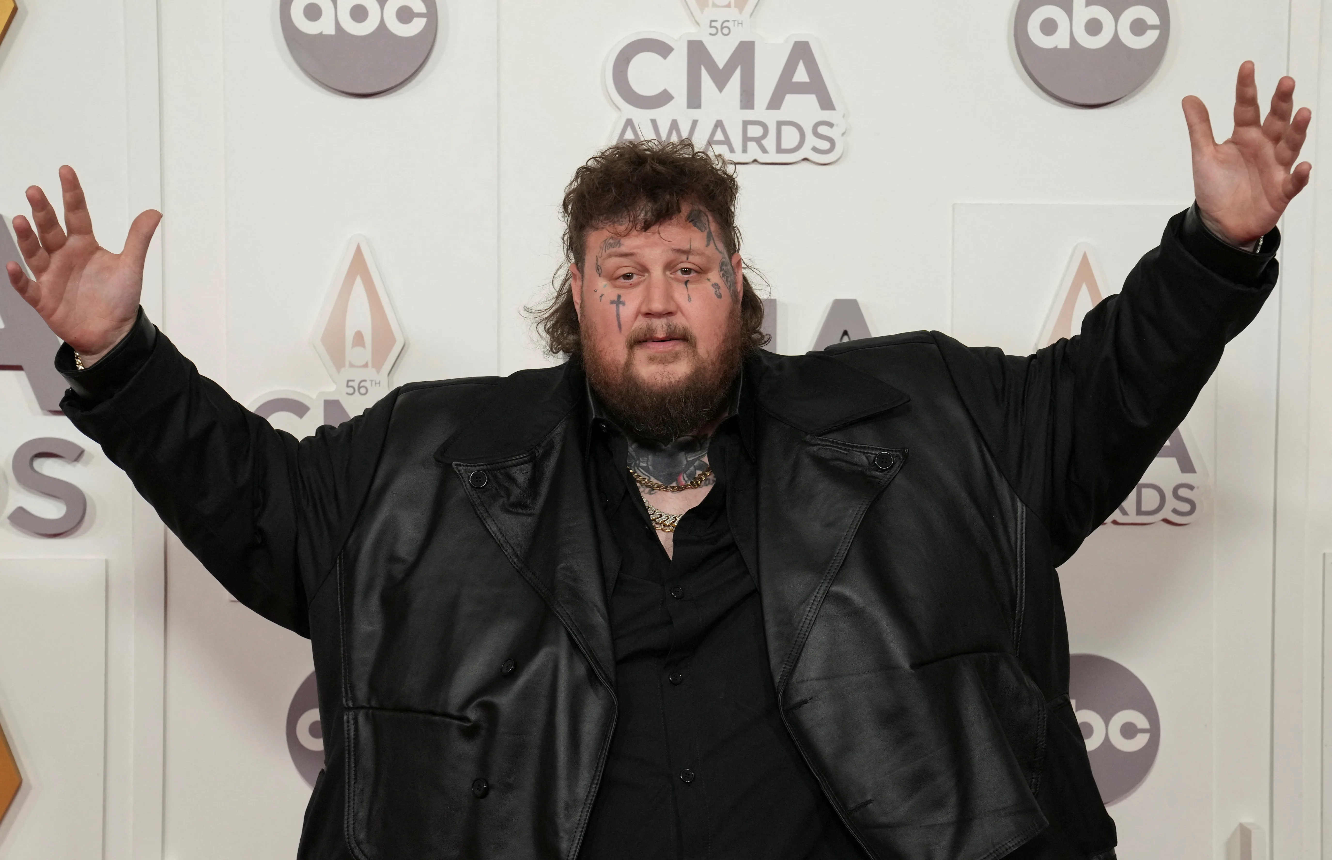 56th-annual-cma-awards-in-nashville-35