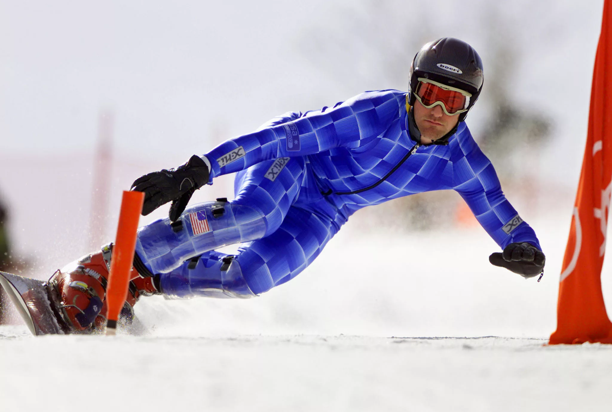 klug-of-usa-in-olympic-mens-snowboard-parallel-giant-slalom-practice