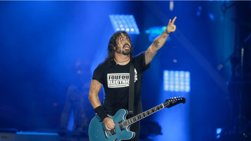 Dave Grohl returns to the concert stage with Paul McCartney and Bruce Springsteen