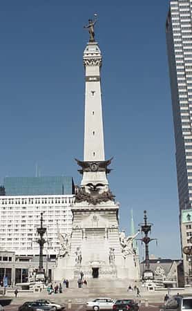 soldiers-and-sailors-monument