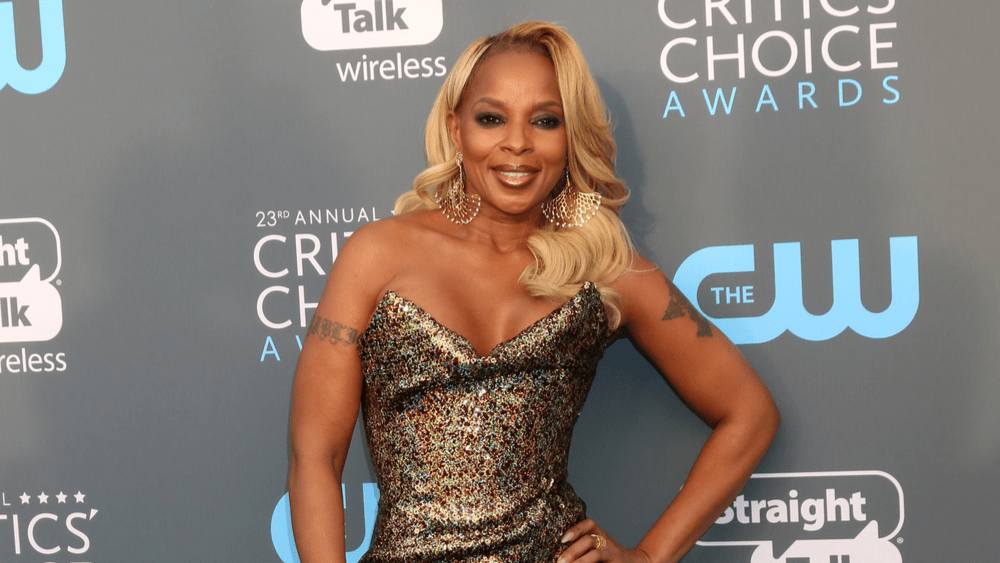 Mary J. Blige's Dresses at the 2022 Billboard Music Awards
