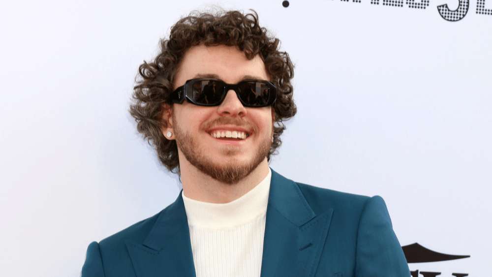 shutterstock_2093282146-2