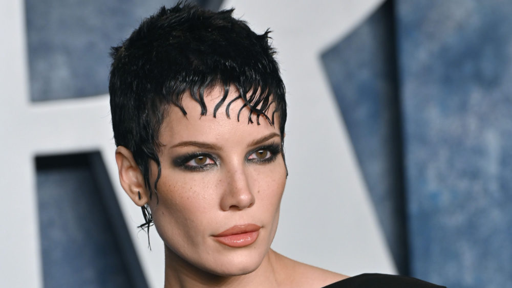 shutterstock_2275546049355372