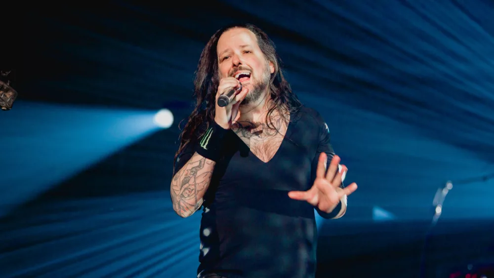 shutterstock_1743663572679585